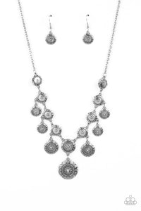 Sahara Stars - Silver Star Necklace - Sabrina's Bling Collection