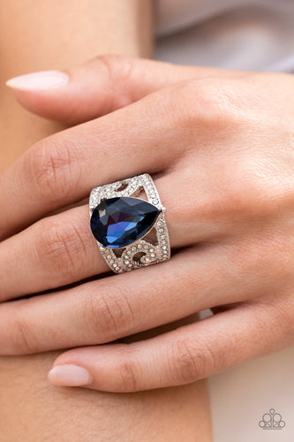 Kinda a Big Deal - Blue Rhinestone Ring - Sabrina's Bling Collection