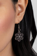 Load image into Gallery viewer, Basketful of Blossoms - Silver Filigree Flower Necklace - Sabrina&#39;s Bling Collection