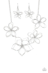 Flower Garden Fashionista - Silver Flower Necklace - Sabrina's Blin Collection