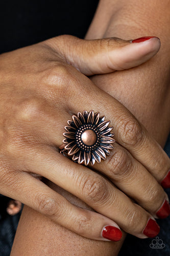 Farmstead Fashion - Copper Daisy Ring - Sabrina's Bling Collection