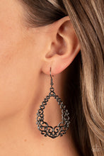 Load image into Gallery viewer, Granada Garland - Black Filigree Earrings - Sabrina&#39;s Bling Collection