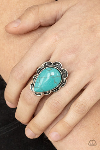 BADLANDS Romance - Blue Ring - Sabrina's Bling Collection